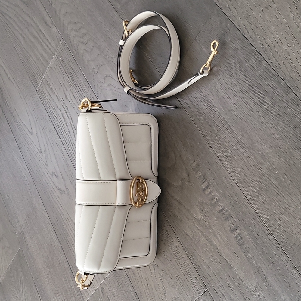 AUTHENTIC NEW COACH PURSE
